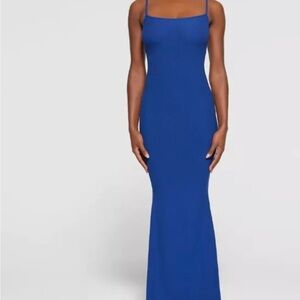 Elegant Blue Maxi Dress